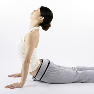 帮你减轻肩颈酸痛的瑜伽动作